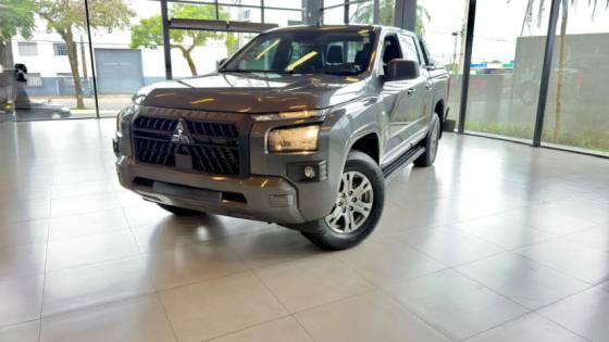 MITSUBISHI L200 TRITON 2.4 16V TURBO DIESEL SPORT HPE CD 4P 4X4 AUTOMÁTICO